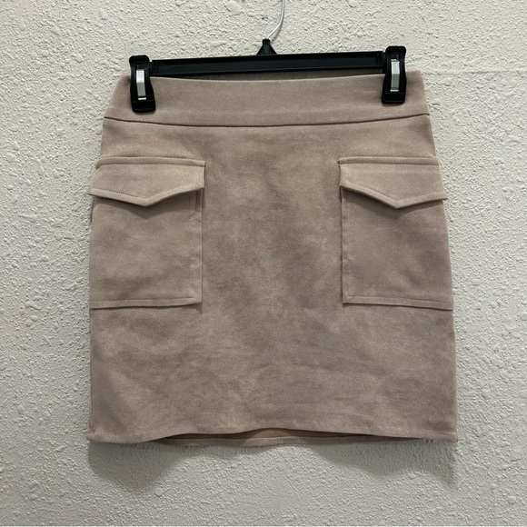 SAGE The Label Beige Faux Suede Front Pocket Mini Skirt Small SAMPLE PIECE - Picture 1 of 6